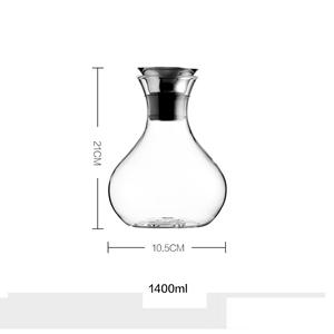 Glass decanter, 105mm dia.x 210mm h Glass decanter, 105mm dia.x 210mm h